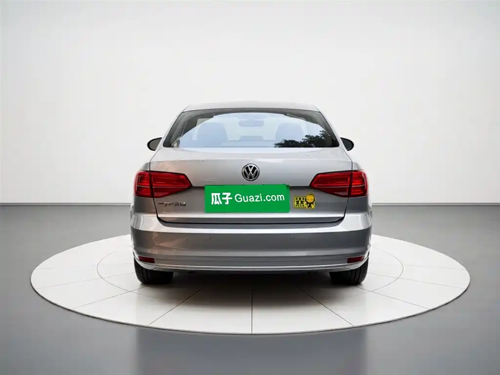 Sagitar 1.6 L Manual Comfort