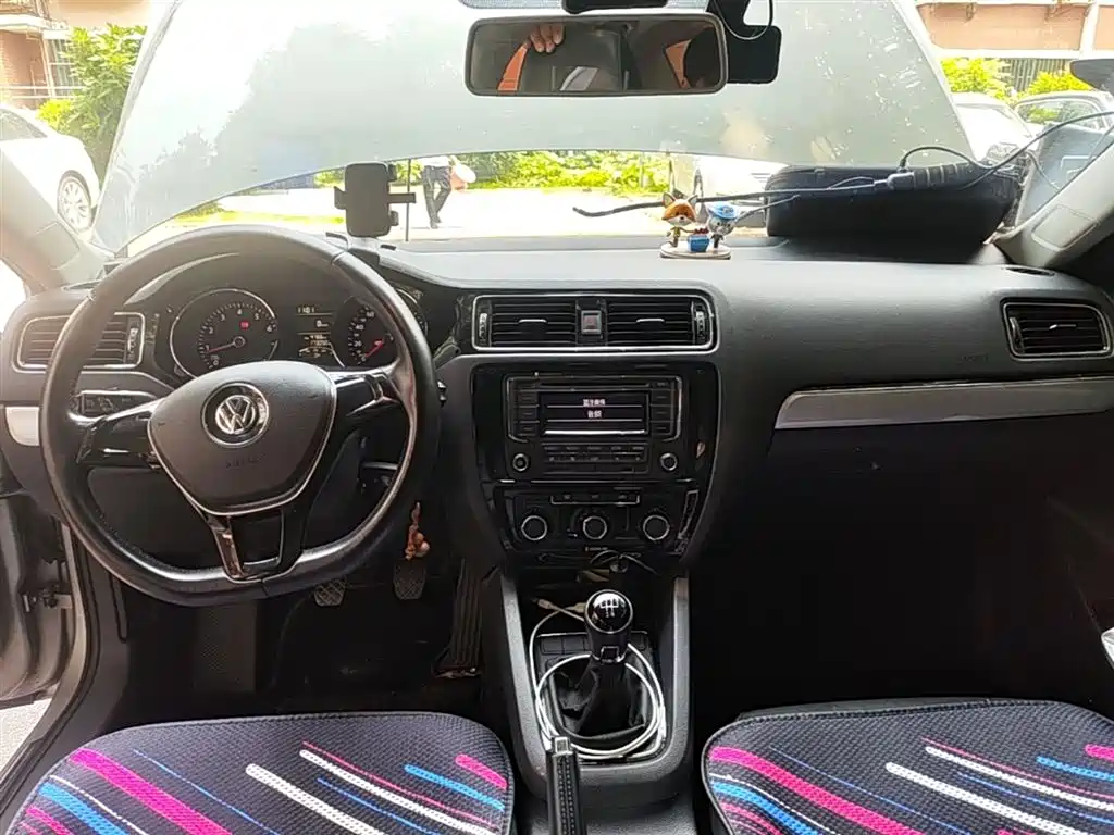 Sagitar 1.6 L Manual Comfort