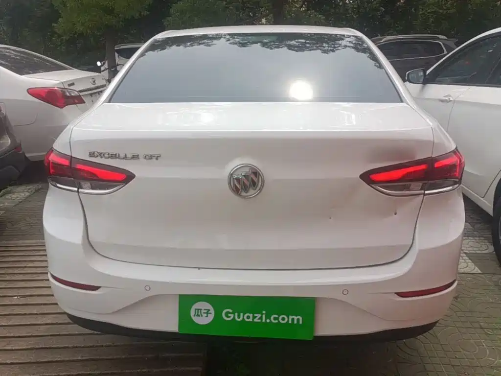 Excelle GT Facelift Exemplary 1.5 L Auto Elite