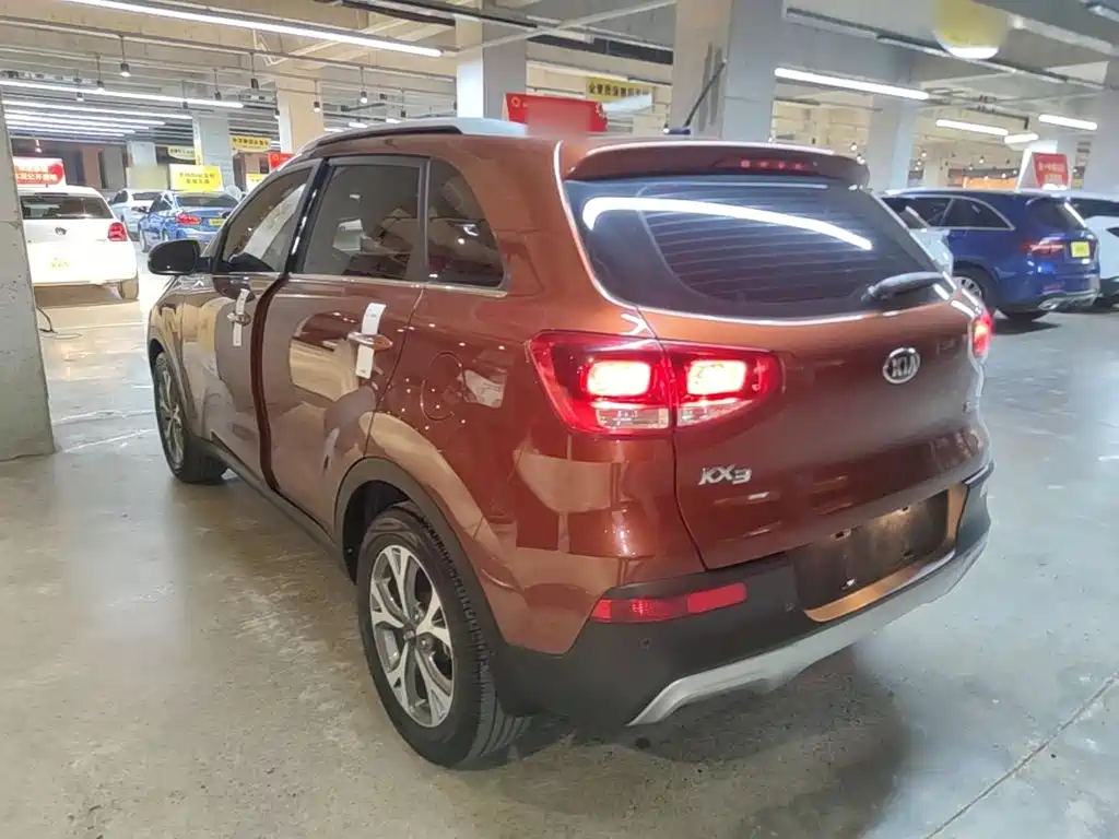 KX3 1.6 L Auto 2 WD DLX
