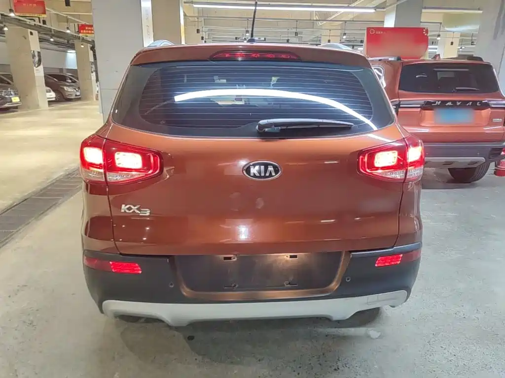 KX3 1.6 L Auto 2 WD DLX