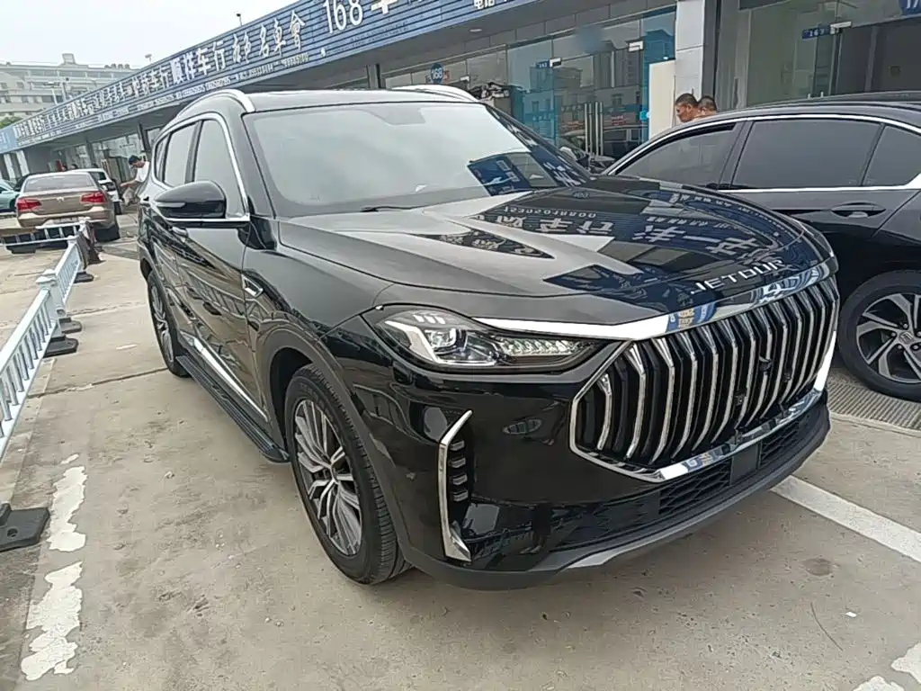 Jetour X70 PLUS Champion 1.5 T DCT Champion MAX+ 5-seat