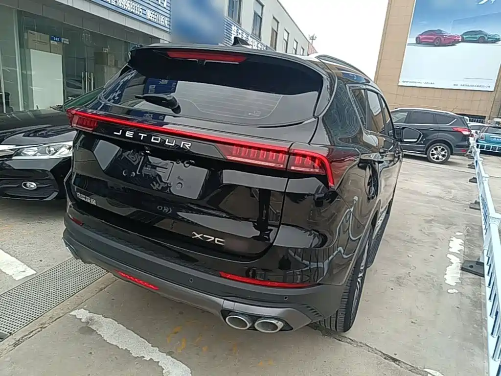 Jetour X70 PLUS Champion 1.5 T DCT Champion MAX+ 5-seat