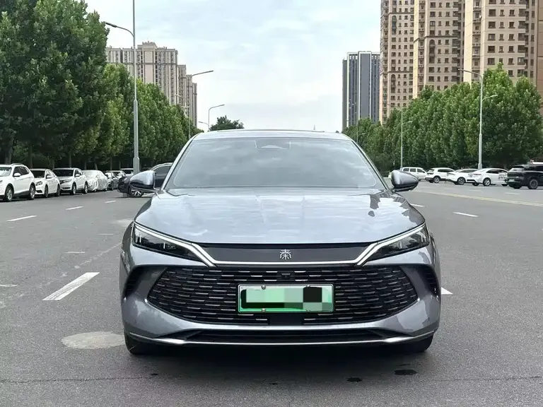 BYD Qin L DM-i 120 KM Transcend