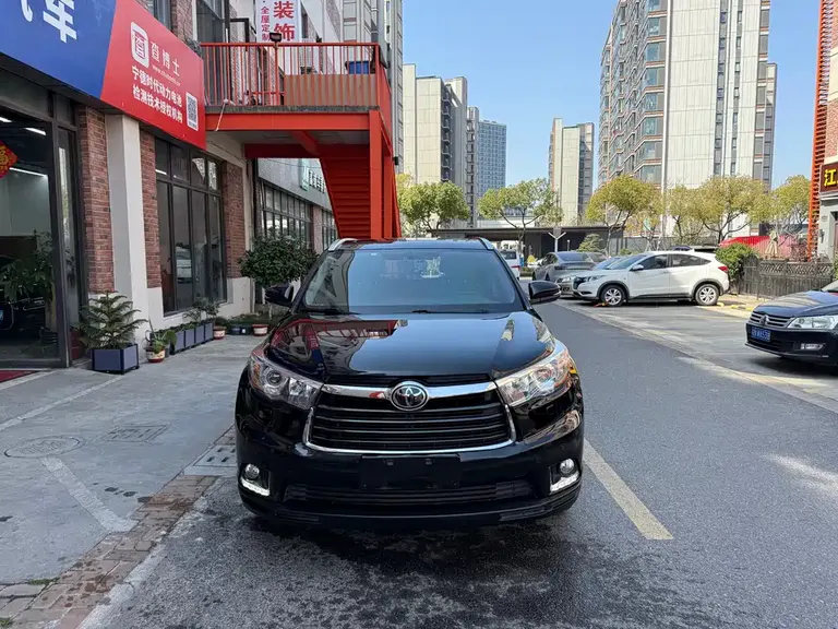 Toyota Highlander 2.0 T 4 WD Supreme 7-seat