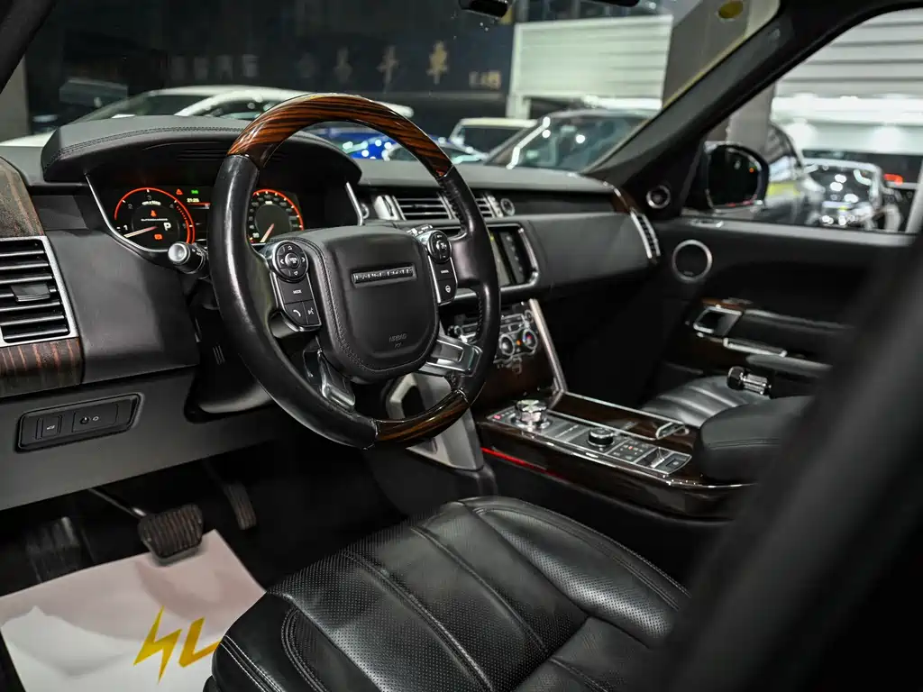 Range Rover 3.0 TDV6 Vogue