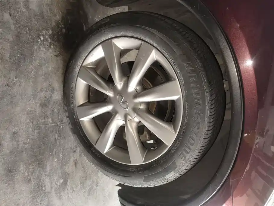 Infiniti QX50 (Import) 英菲尼迪QX50(进口) 2013款 2.5 L 两驱优雅版