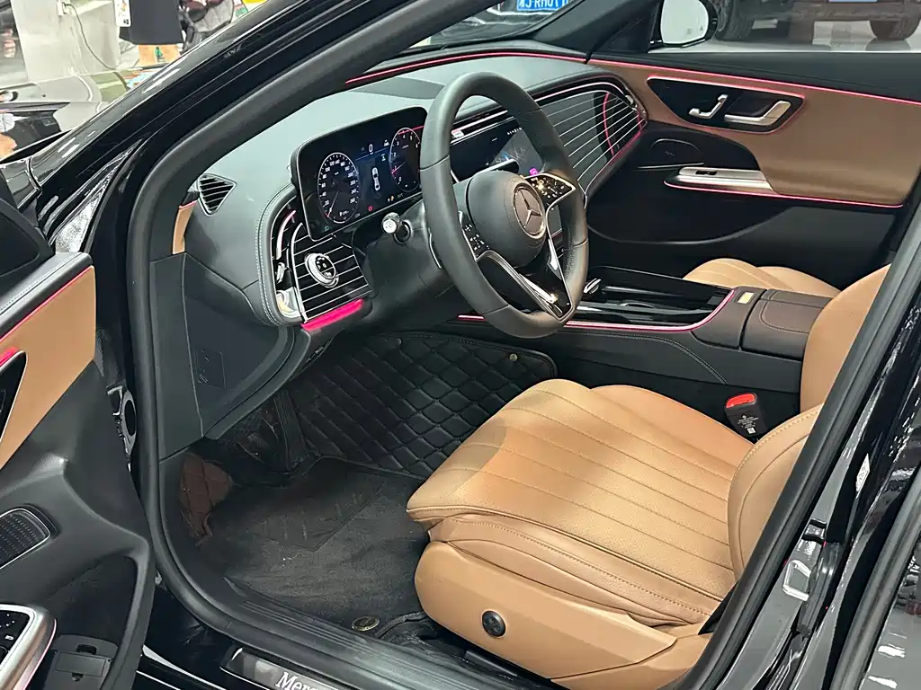 Mercedes-Benz E-Class E 260 L