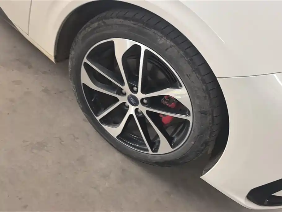 Mondeo EcoBoost 245 ST-Line