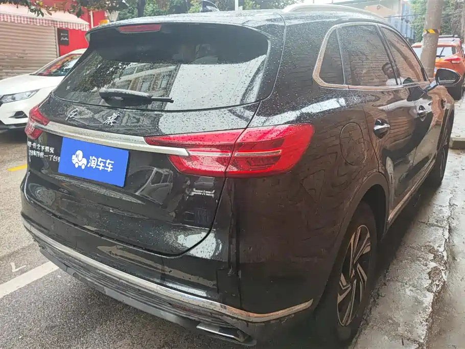 Hongqi HS5 Facelift 2.0 T Connected Flagship Enjoyment