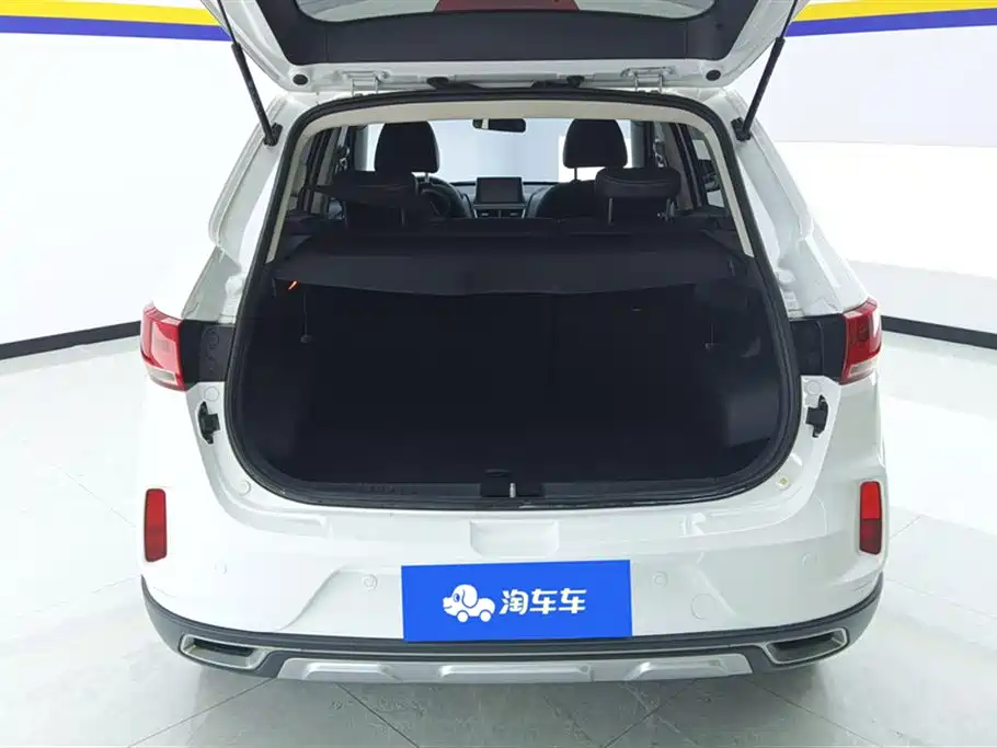 Besturn X40 1.6 L Auto Luxury