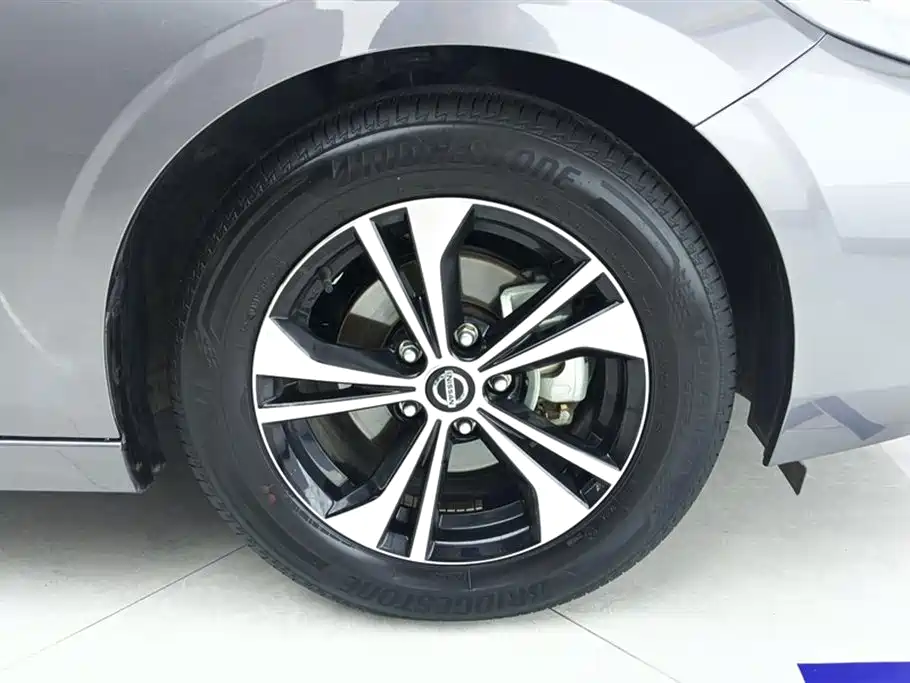 Sylphy 1.6 L XL CVT Joy