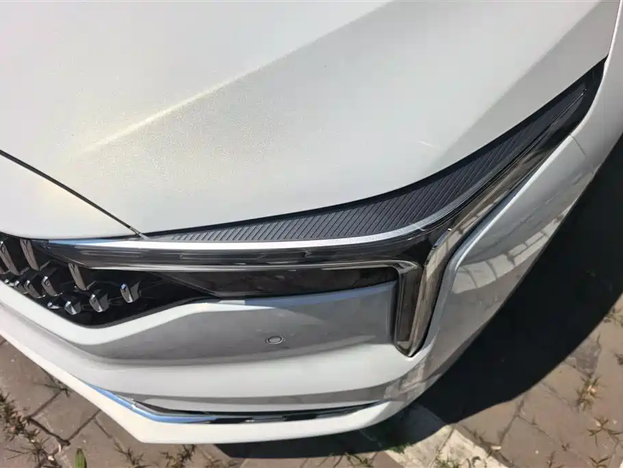 Besturn B70 3 rd Gen 1.5 T Auto Premium