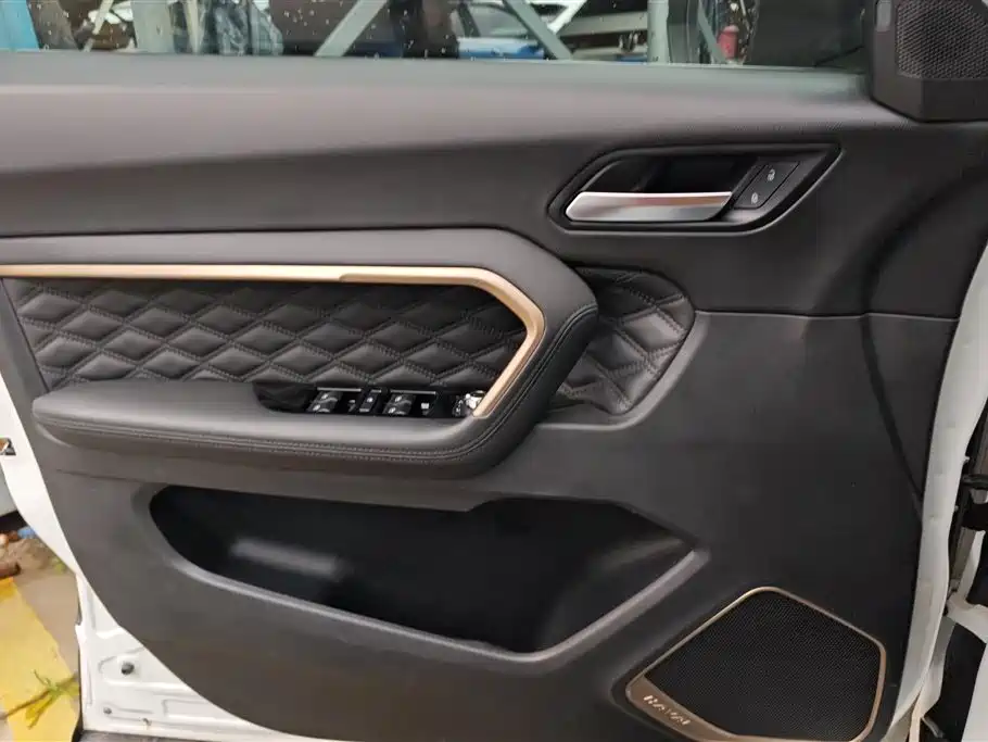 Haval H6 哈弗H6 2021款 国潮版 1.5 GDIT 自动超豪版