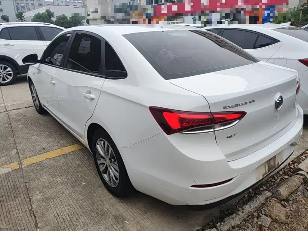 Excelle GT 18 T Auto Connected Elite CN-VI