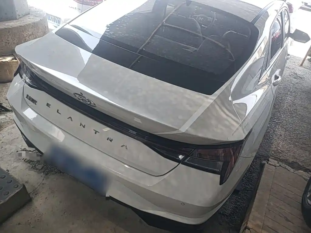 Elantra 1.5 L CVT GLX Elite