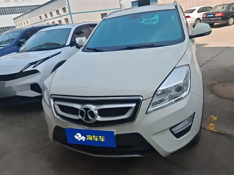 Baic Senova X65 2.0 T Auto Elite
