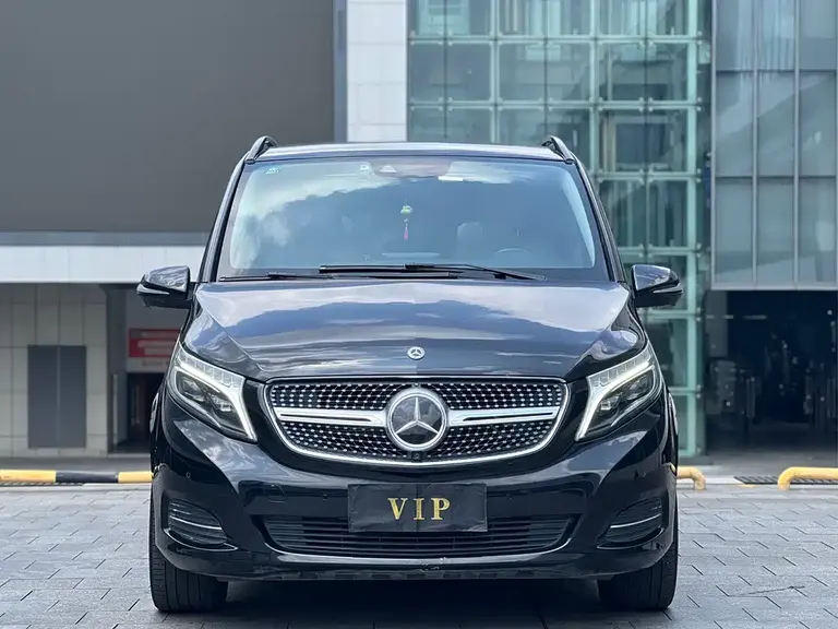 Mercedes-Benz V-Class V 260 Distinguished CN-VI