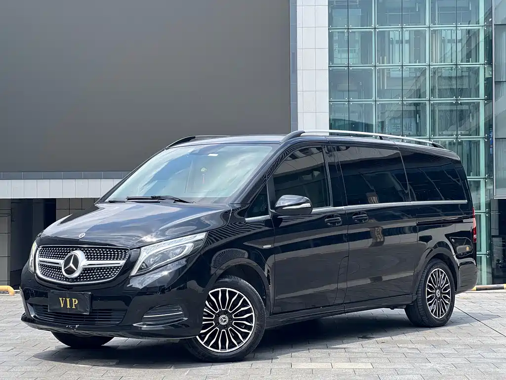 Mercedes-Benz V-Class V 260 Distinguished CN-VI