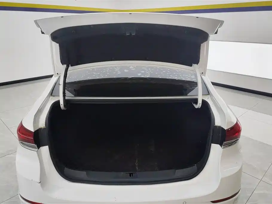Excelle GT 1.3 T Auto Light Hybrid Elite