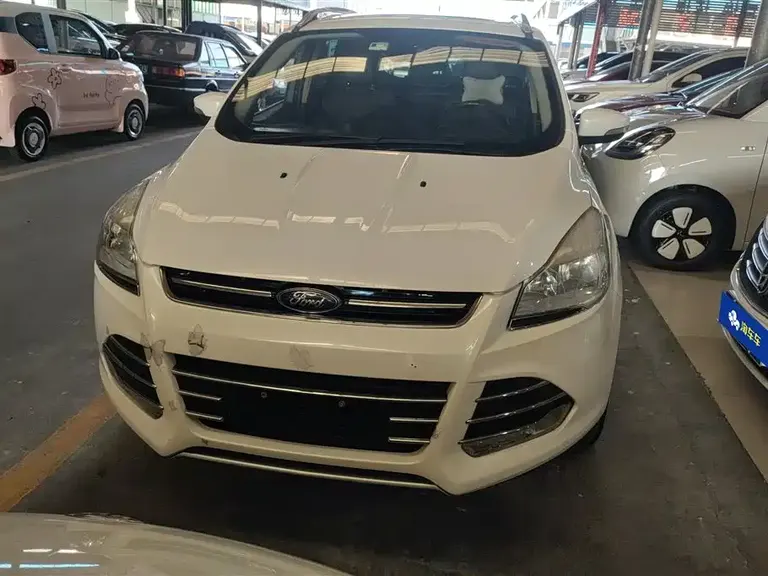 Ford Kuga 1.5 L GTDi 2 WD Style