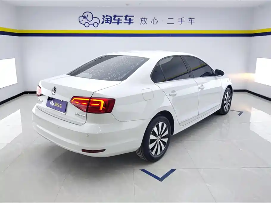 Sagitar 1.6 L Auto Comfort