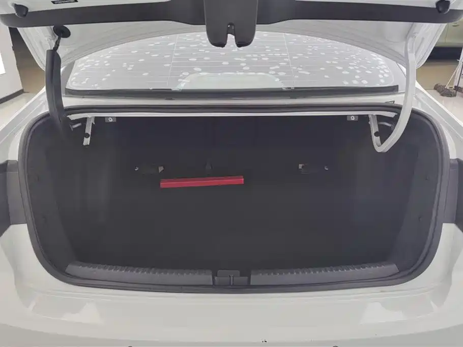 Sagitar 1.6 L Auto Comfort