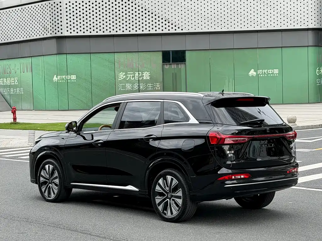 Landian E5 PLUS 蓝电E5 PLUS 2026款 165 km 长续航先享版Ultra 7座