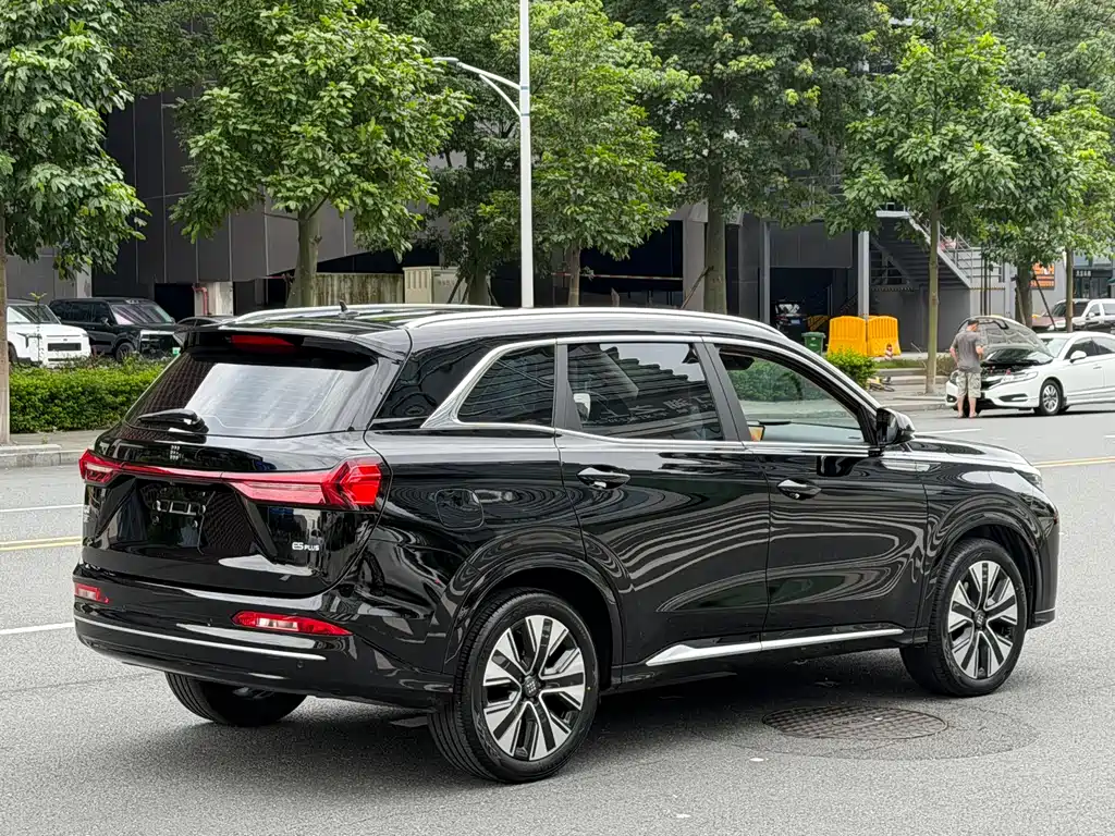 Landian E5 PLUS 蓝电E5 PLUS 2026款 165 km 长续航先享版Ultra 7座