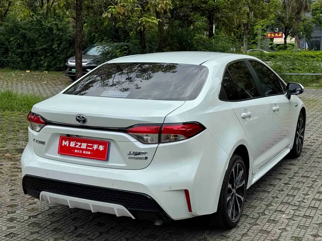 Levin Dual Engine 1.8 H E-CVT Sport