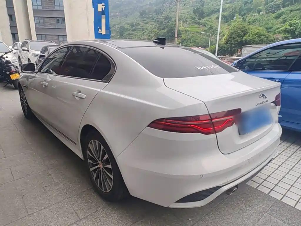 Jaguar XEL 2.0 T 200 PS R-DYNAMIC Youth Sport