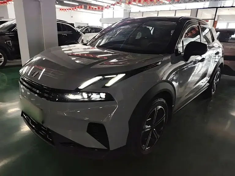 Lynk & Co 06 EM-P EM-P 126 Long Range Halo