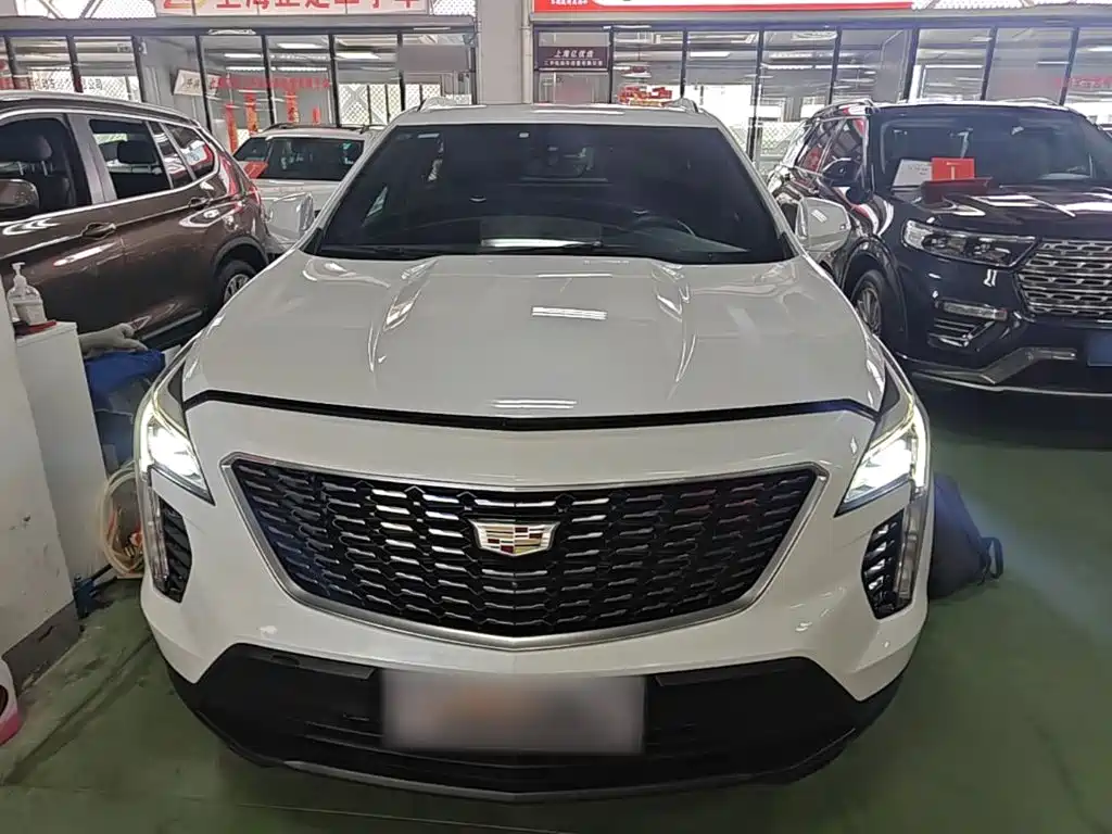 Cadillac XT4 Facelift 28 T 2 WD Tech