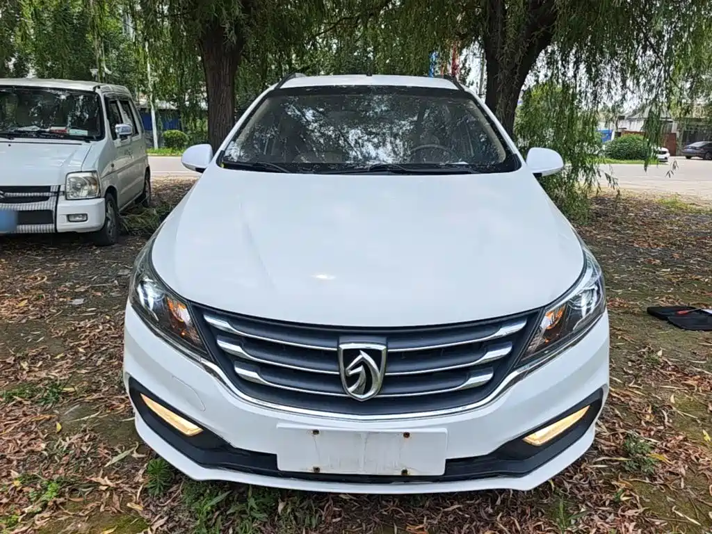 Baojun 310 W 1.5 L Manual Comfort CN-V