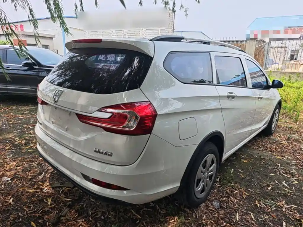 Baojun 310 W 1.5 L Manual Comfort CN-V