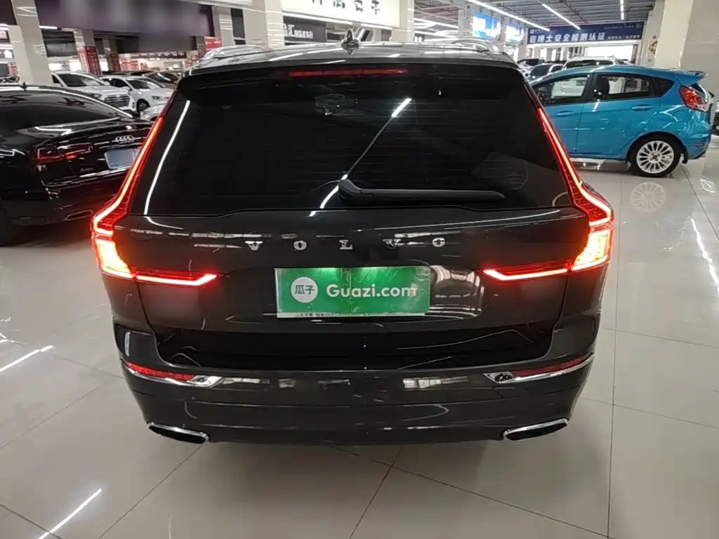 Volvo XC60 T5 4 WD Smart Ease Luxury