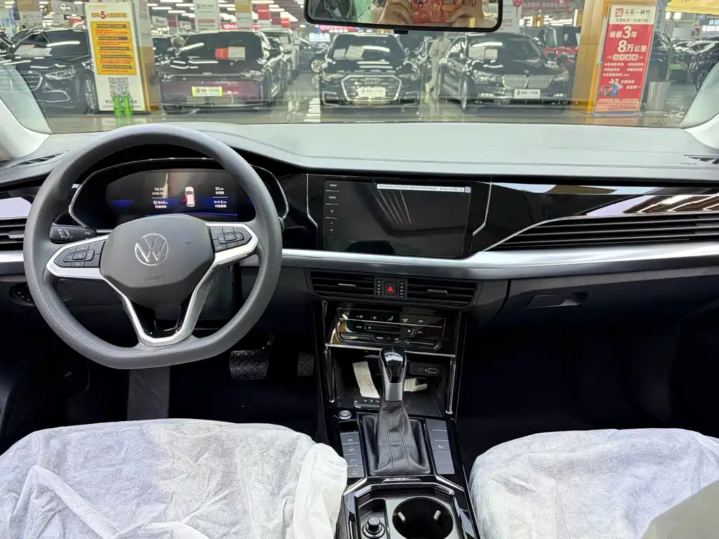 Passat NEV 帕萨特插电混动 2025款 430 PHEV 混动商务版
