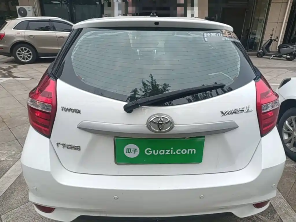 YARiS L Zhixuan Facelift 1.5 E CVT Charm Motion