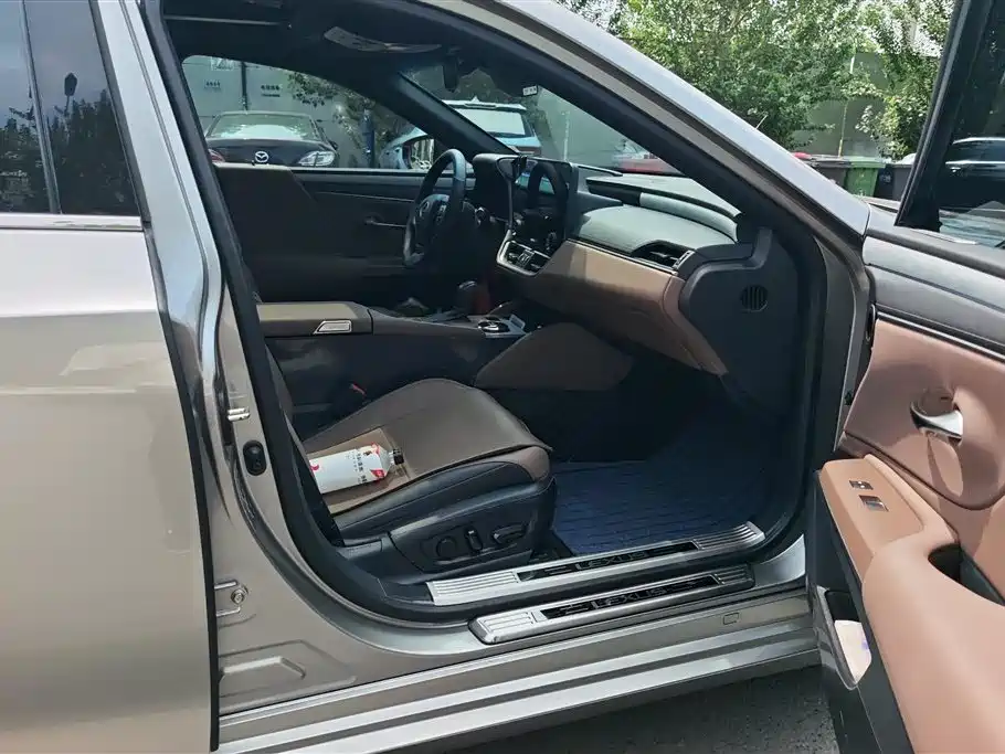 Lexus ES 200 Premium Enjoyment