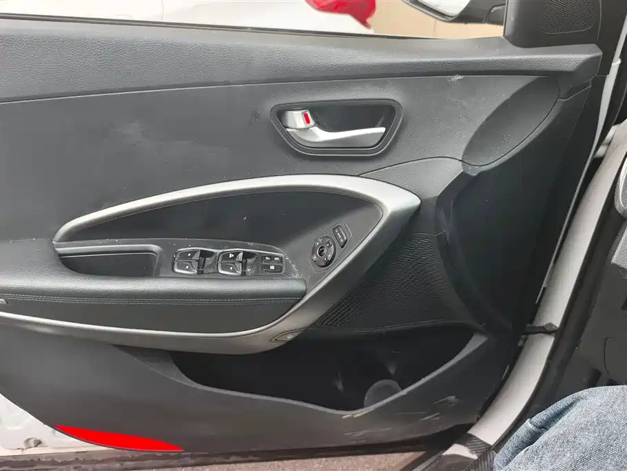 Santa Fe 2.4 L Auto 4 WD Comfort