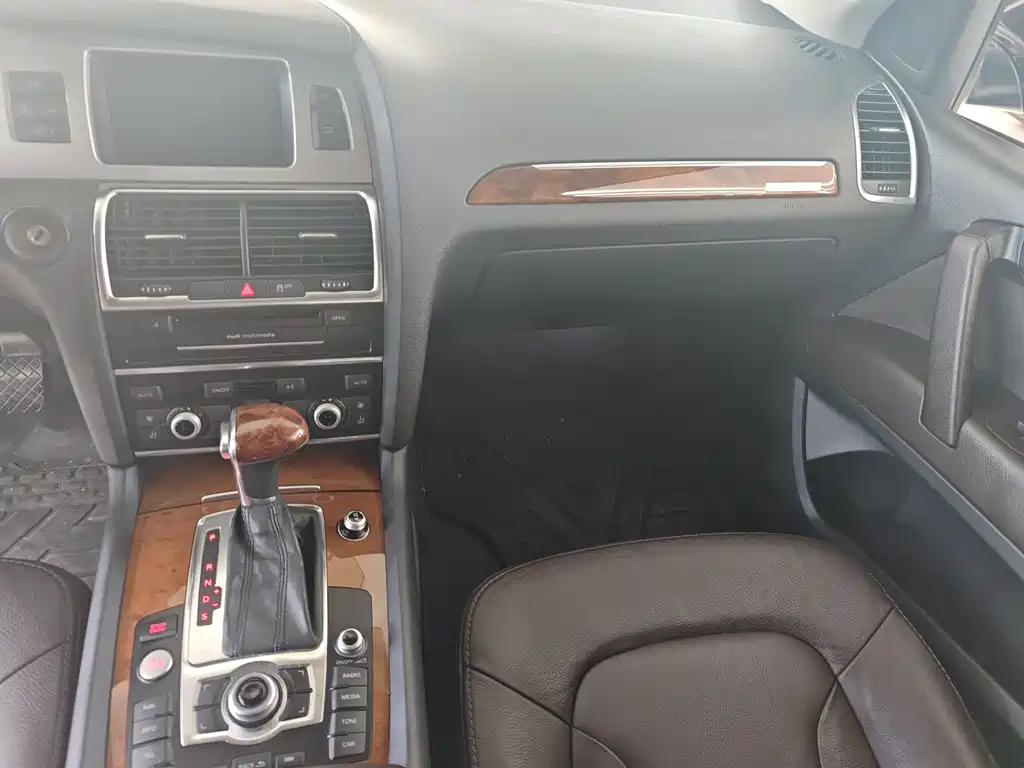 Audi Q7 Q7 Middle East
