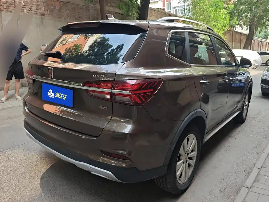 Roewe RX5 20 T 2 WD Auto Luxury