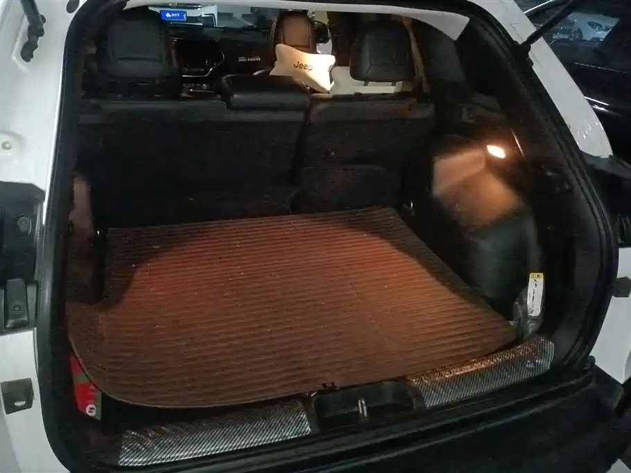 Cherokee 2.0 T 2 WD Smart Enjoyment CN-VI