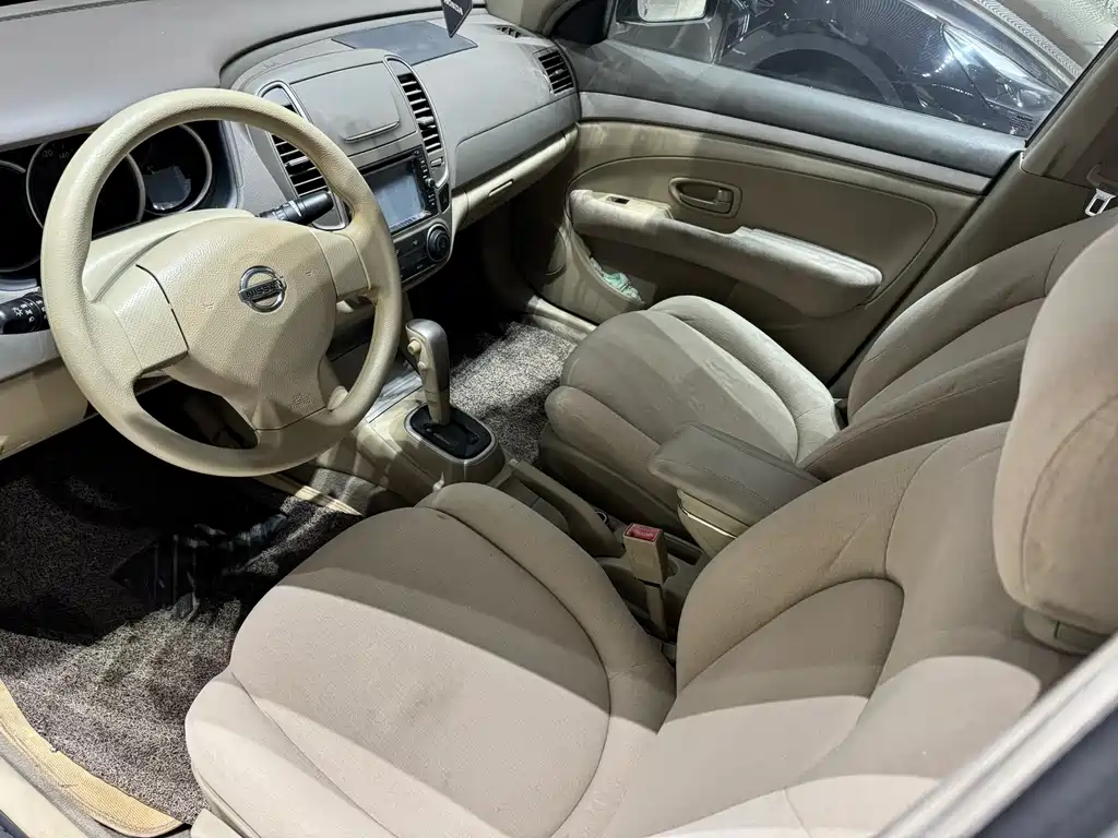 Sylphy Classic 1.6 XE Auto Comfort