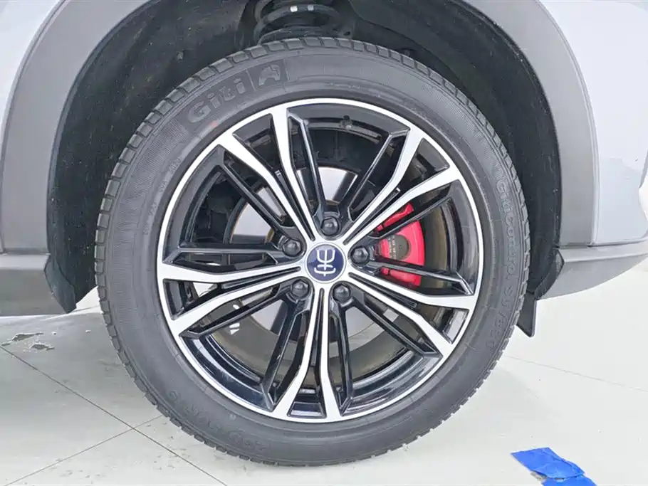 Song PLUS 1.5 T Auto Distinguished