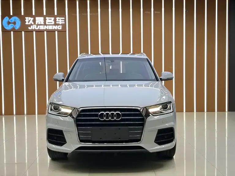 Audi Q3 35 TFSI Fashion