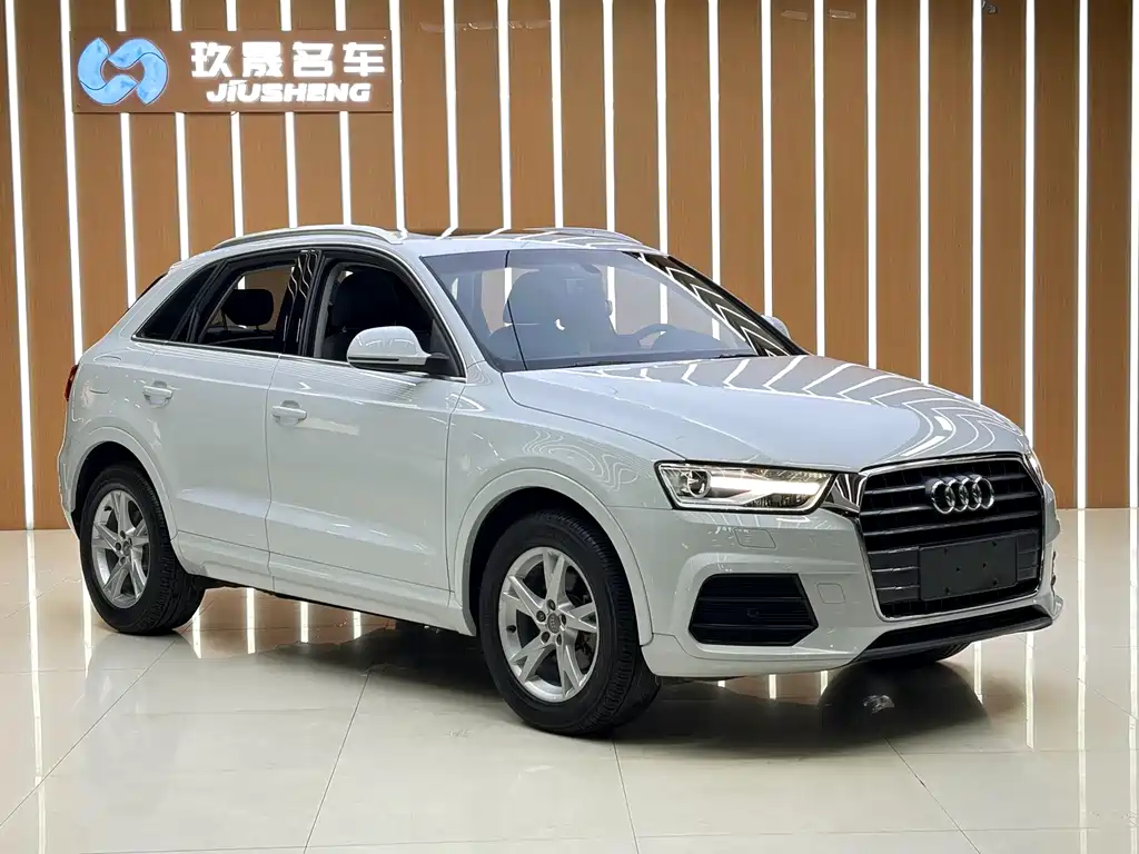 Audi Q3 35 TFSI Fashion