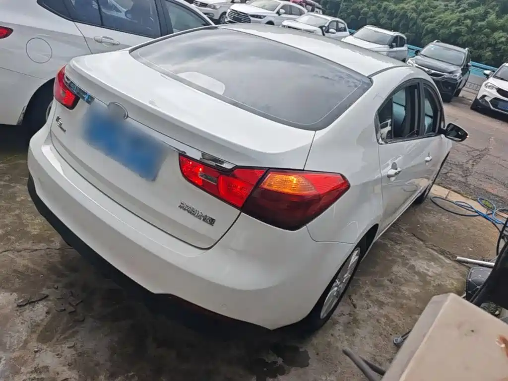 Kia K3 1.6 L Auto GLS