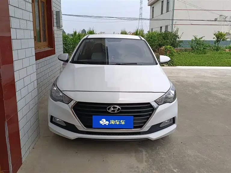 Hyundai Verna 1.4 L Manual Cool GLS