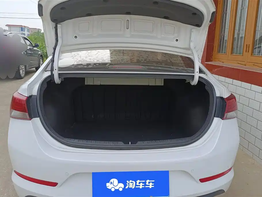 Verna 1.4 L Manual Cool GLS